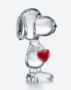 Baccarat Snoopy Heart Figurine